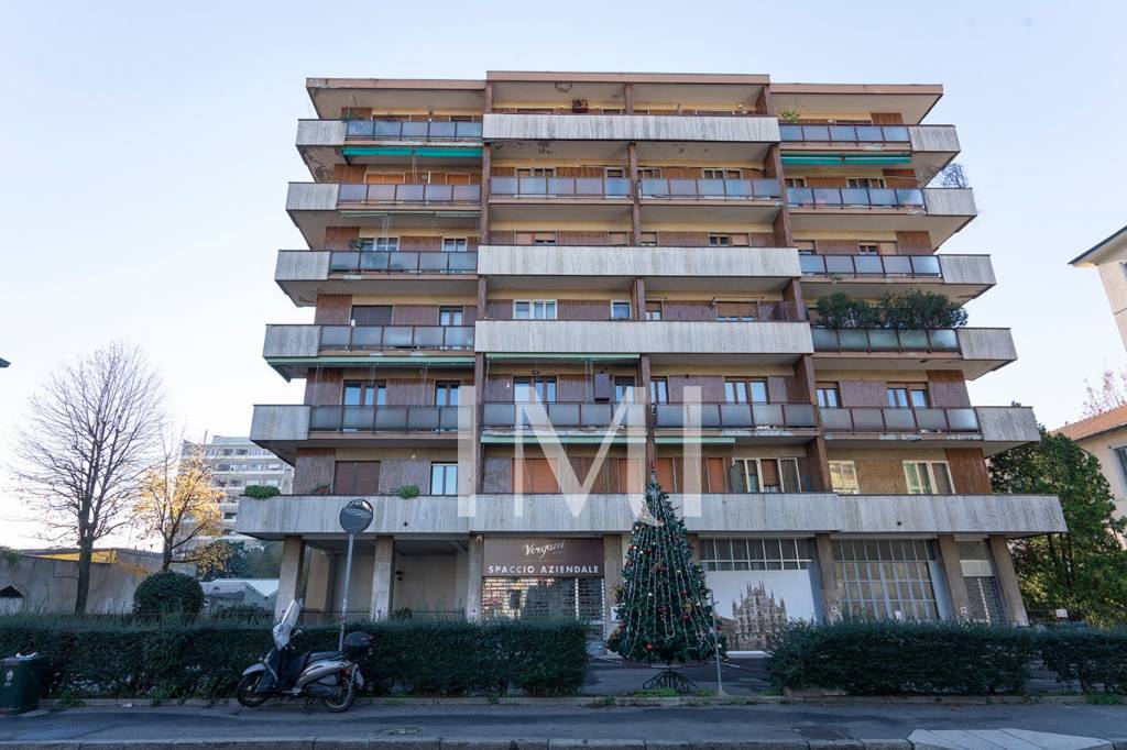 Appartamento in vendita a Milano via Asiago, 6