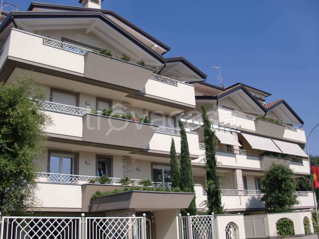 Appartamento in vendita a Legnano via Ronchi