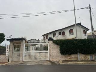 Villa in vendita a bari via nicola dell'olio