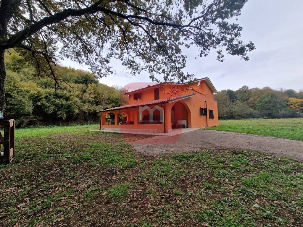 Villa in vendita a Labico via Colle Girone, 34
