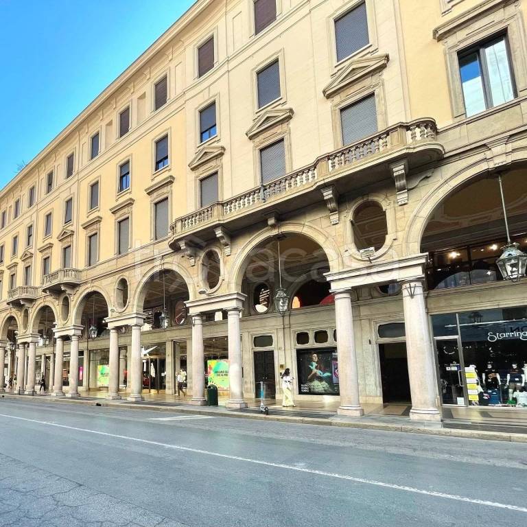 Appartamento in vendita a Torino via Roma