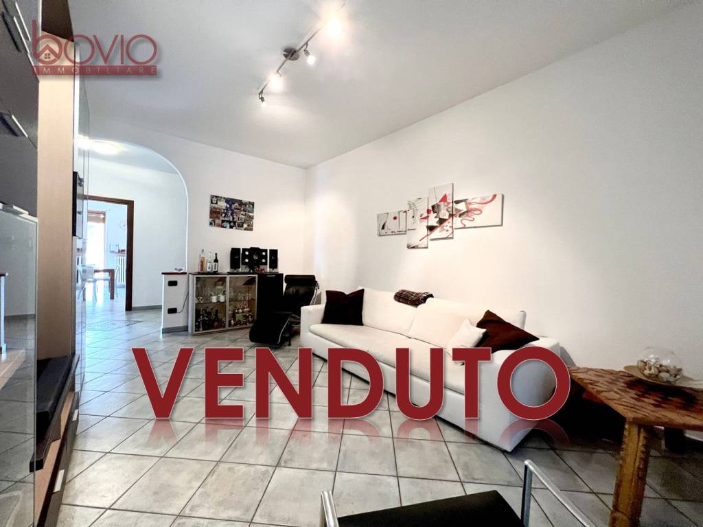 Appartamento in vendita a Settimo Torinese via regio parco N°35