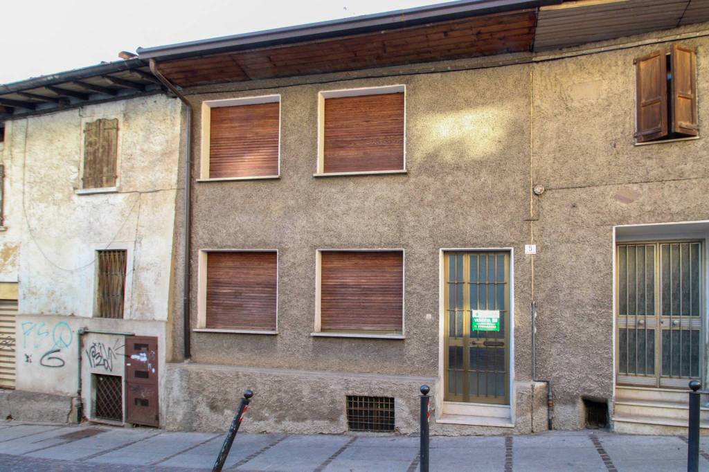 Casa Indipendente in vendita a Lumezzane via Giuseppe Mazzini