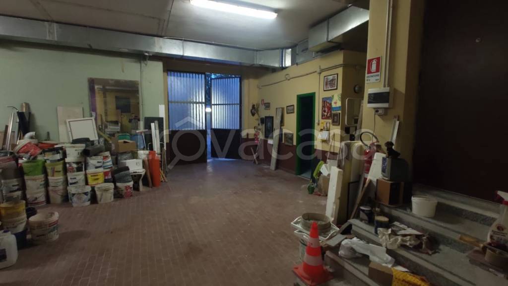 Magazzino in in vendita da privato a Melegnano via Alessandro Manzoni, 12