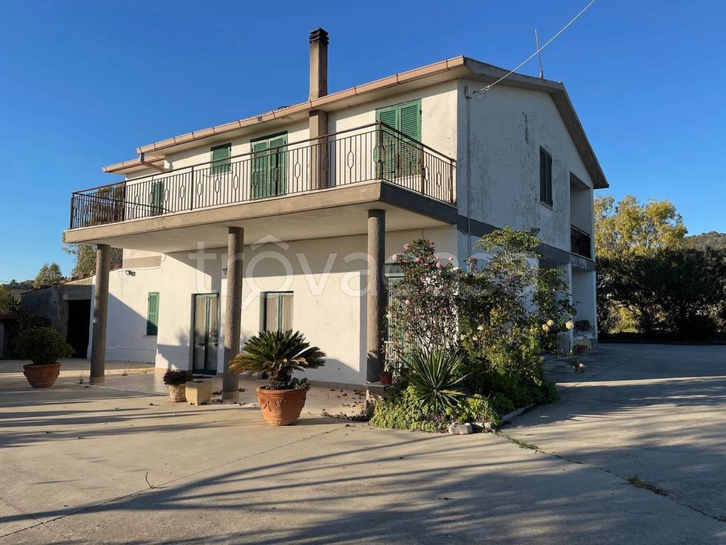 Villa in vendita a Cerveteri via Tre Cancelli