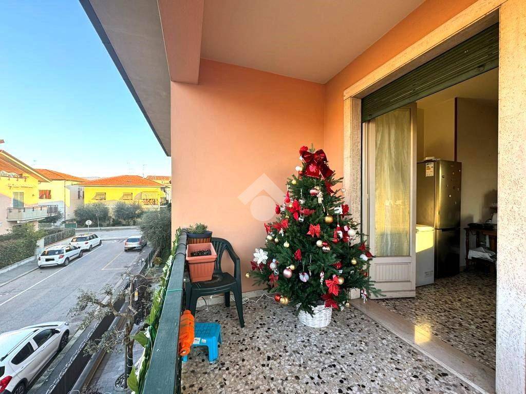 Villa Bifamiliare in vendita a Montecatini-Terme via Bainsizza, 12