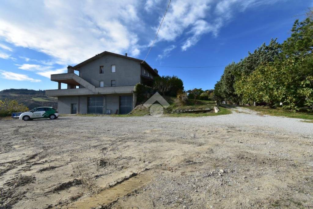 Villa Bifamiliare in vendita a Borghi via gorolo, 43