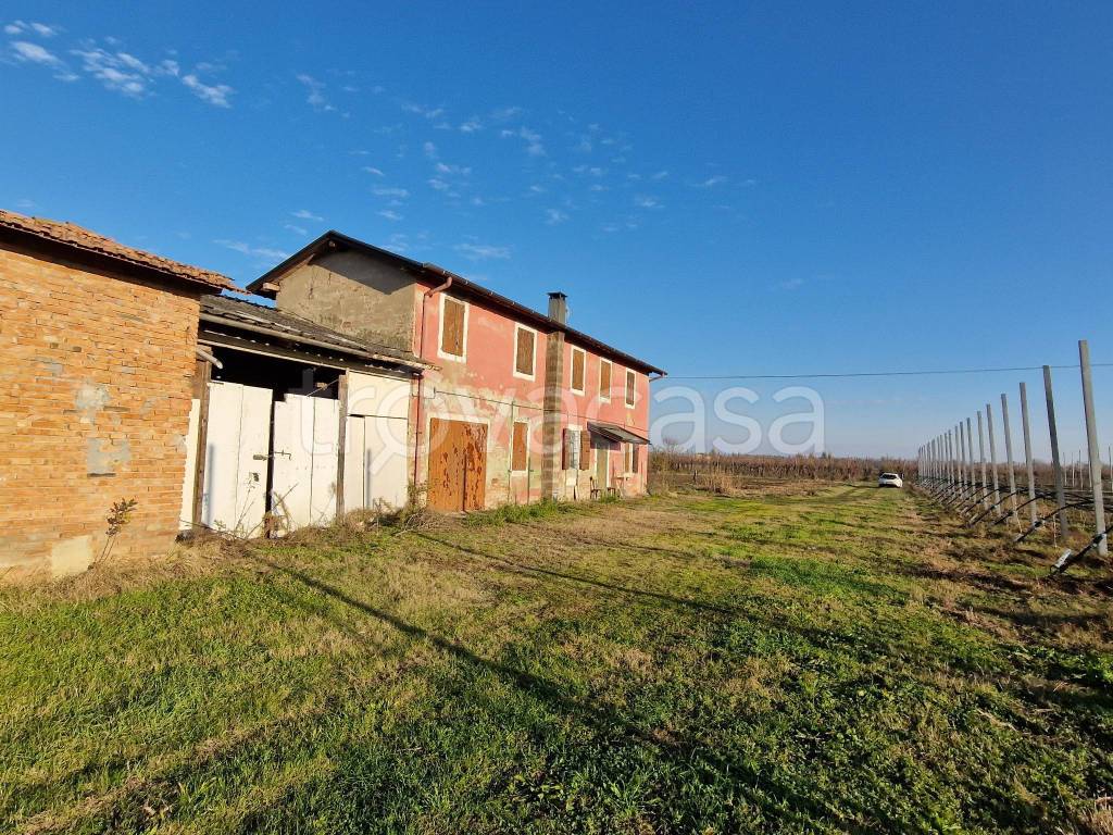 Villa in vendita a Soliera via Sabbioni, 80