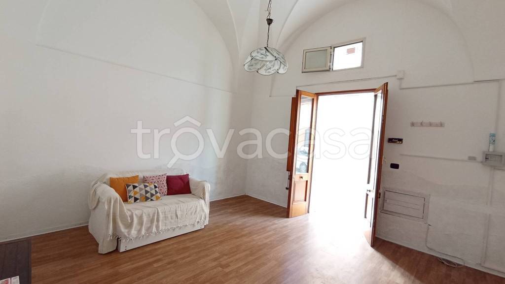 Appartamento in vendita a Lizzanello via Giuseppe Parini, 1