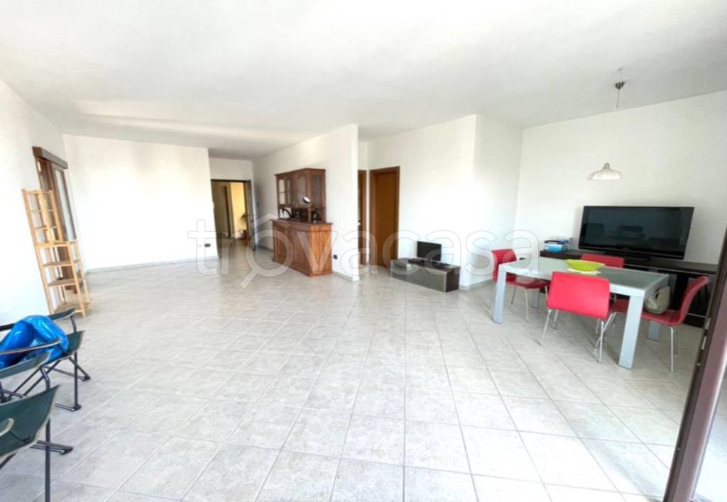 Appartamento in vendita a Campi Salentina via Taranto, 247