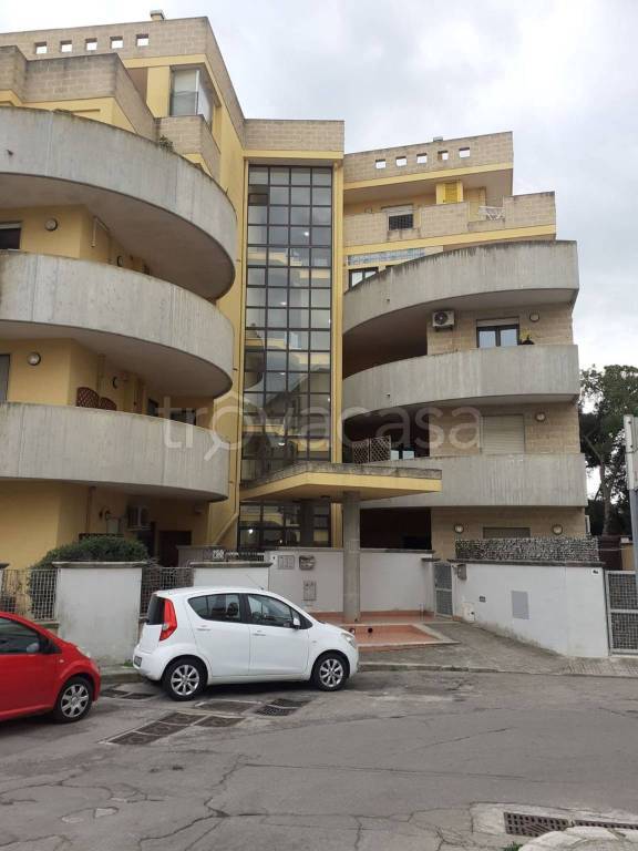 Appartamento in vendita a Lecce via de Blasi Dante