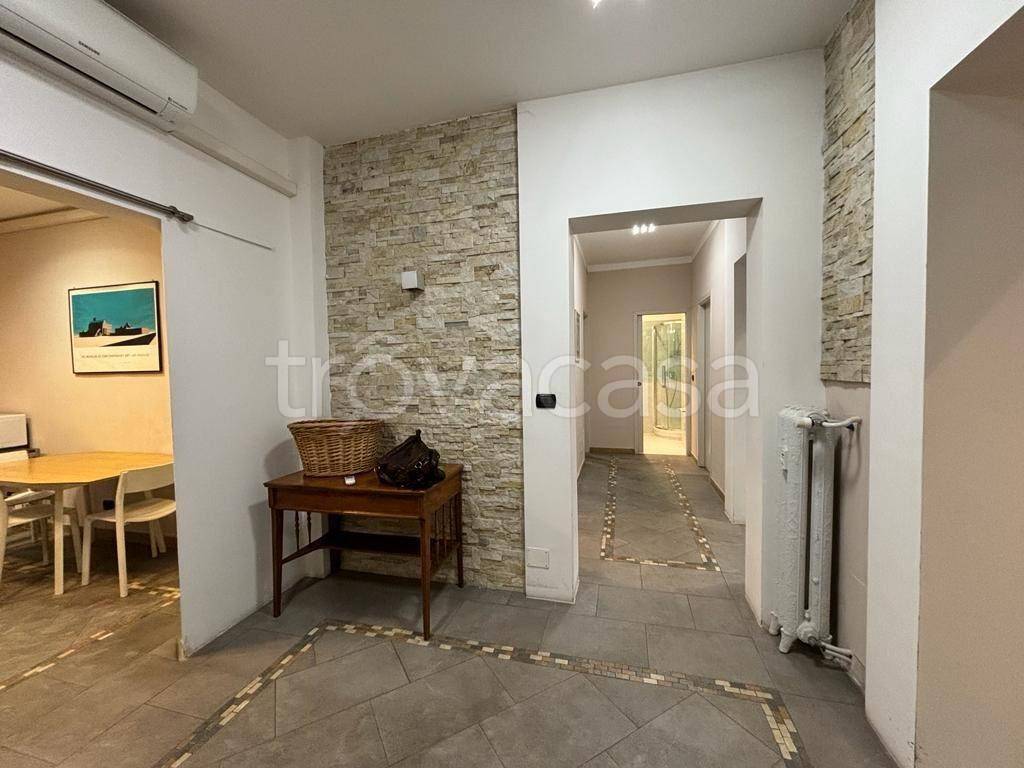 Appartamento in affitto a Torino via Lamarmora, 35