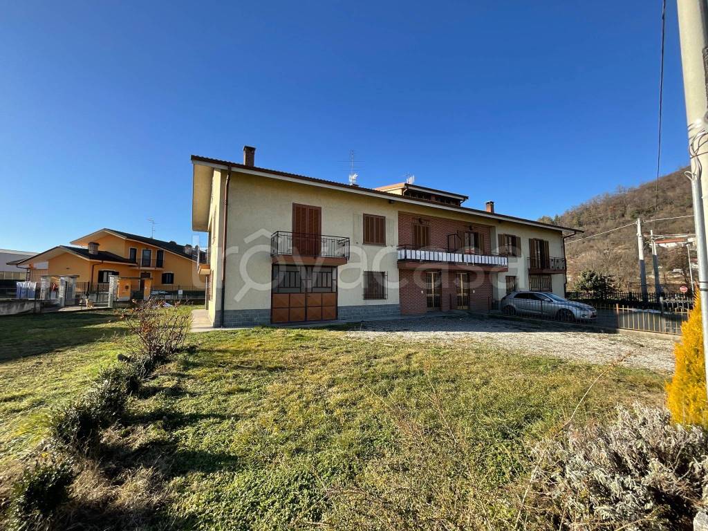 Villa Bifamiliare in vendita a Dronero