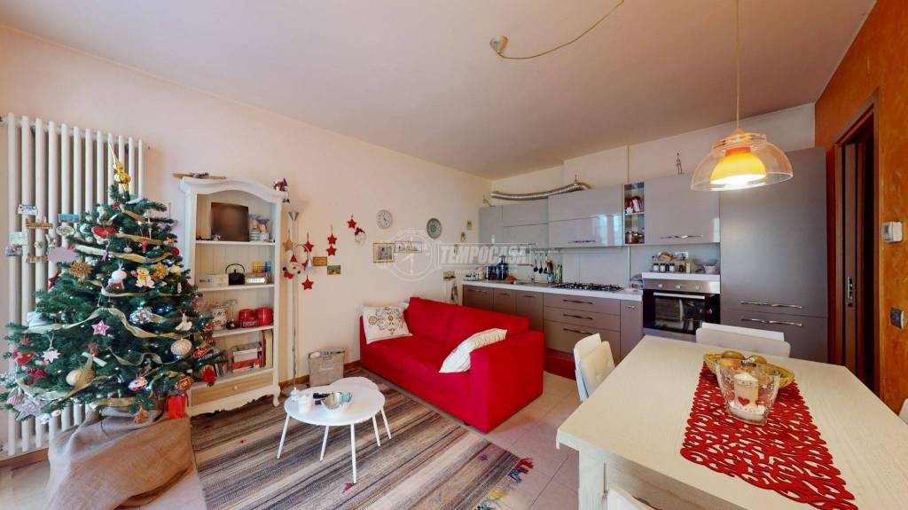Appartamento in vendita a Seveso via Alessandro Manzoni 12