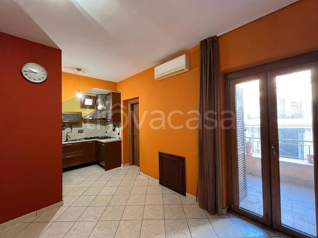 Appartamento in vendita a Mentana via Bologna, 33