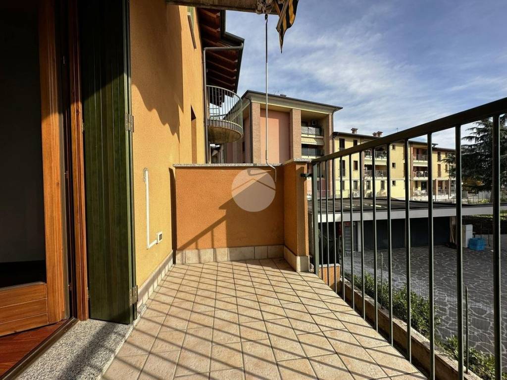 Appartamento in vendita a Grumello del Monte via Cesare Battisti