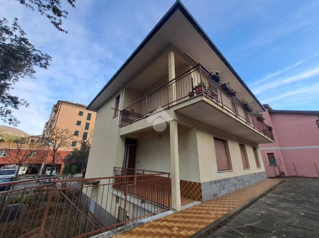 Appartamento in vendita a Casarza Ligure via San Lazzaro, 3