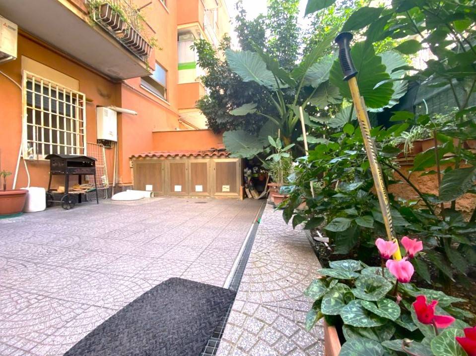 Appartamento in vendita a Roma via del Grano
