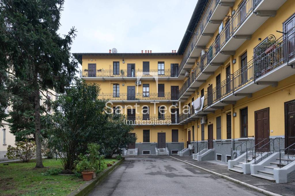 Appartamento in vendita a Milano viale Nazario Sauro, 7