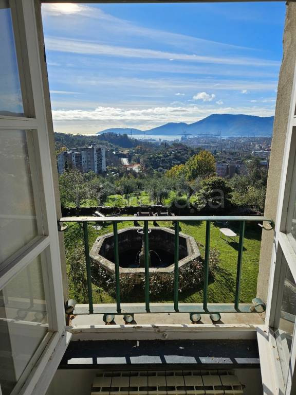 Appartamento in vendita a La Spezia via Privata Da Passano