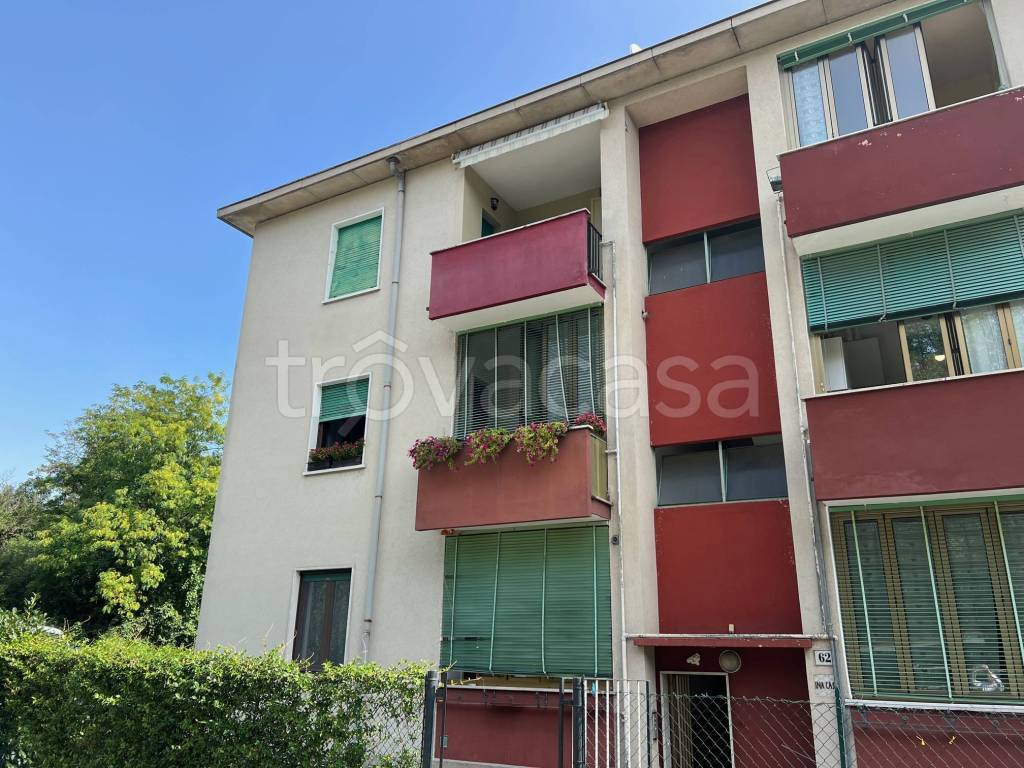 Appartamento in vendita a Varese via Quarnero, 62