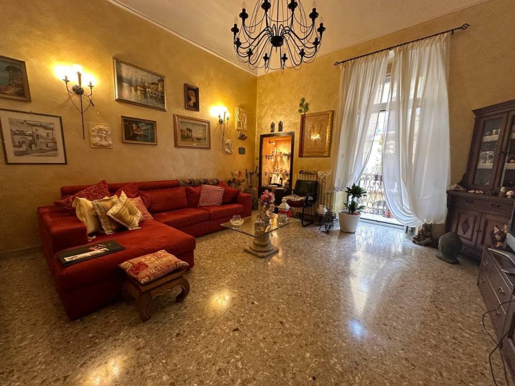 Appartamento in vendita a Taranto via Felice Cavallotti, 93