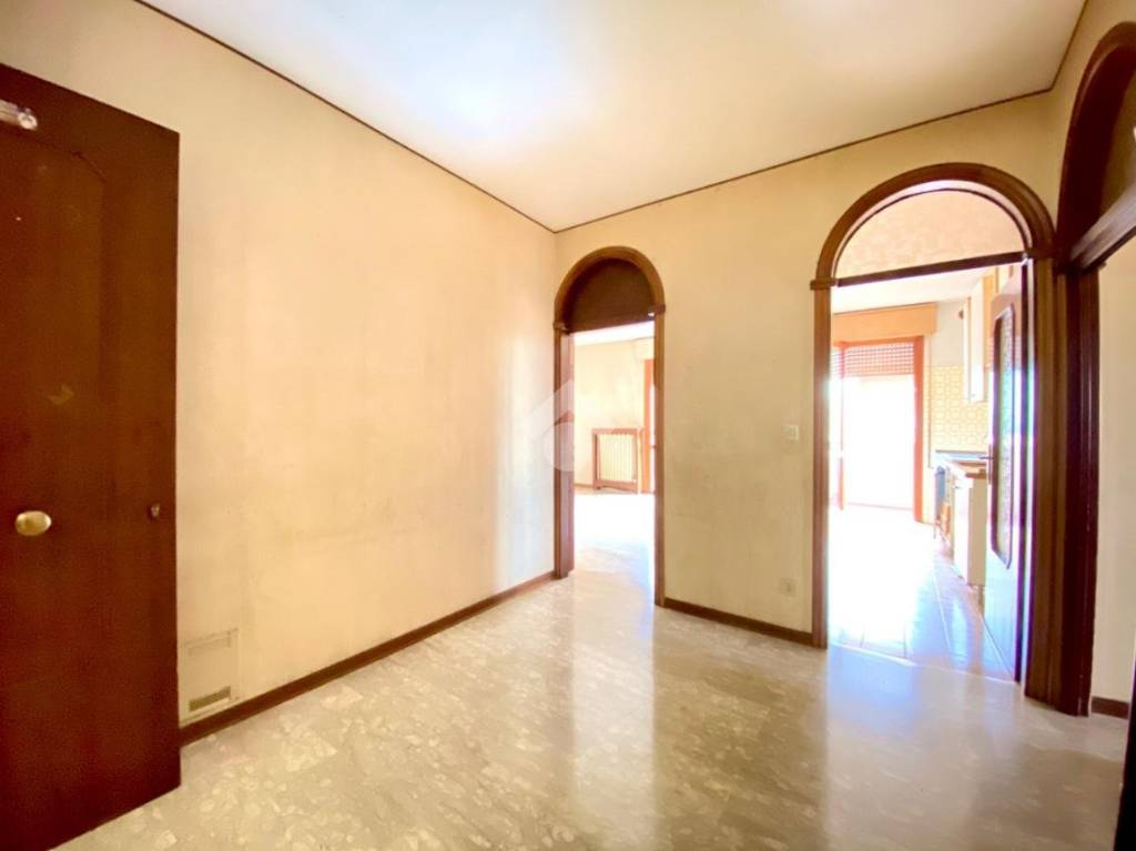 Appartamento in vendita a Padova via Emilio Salgari
