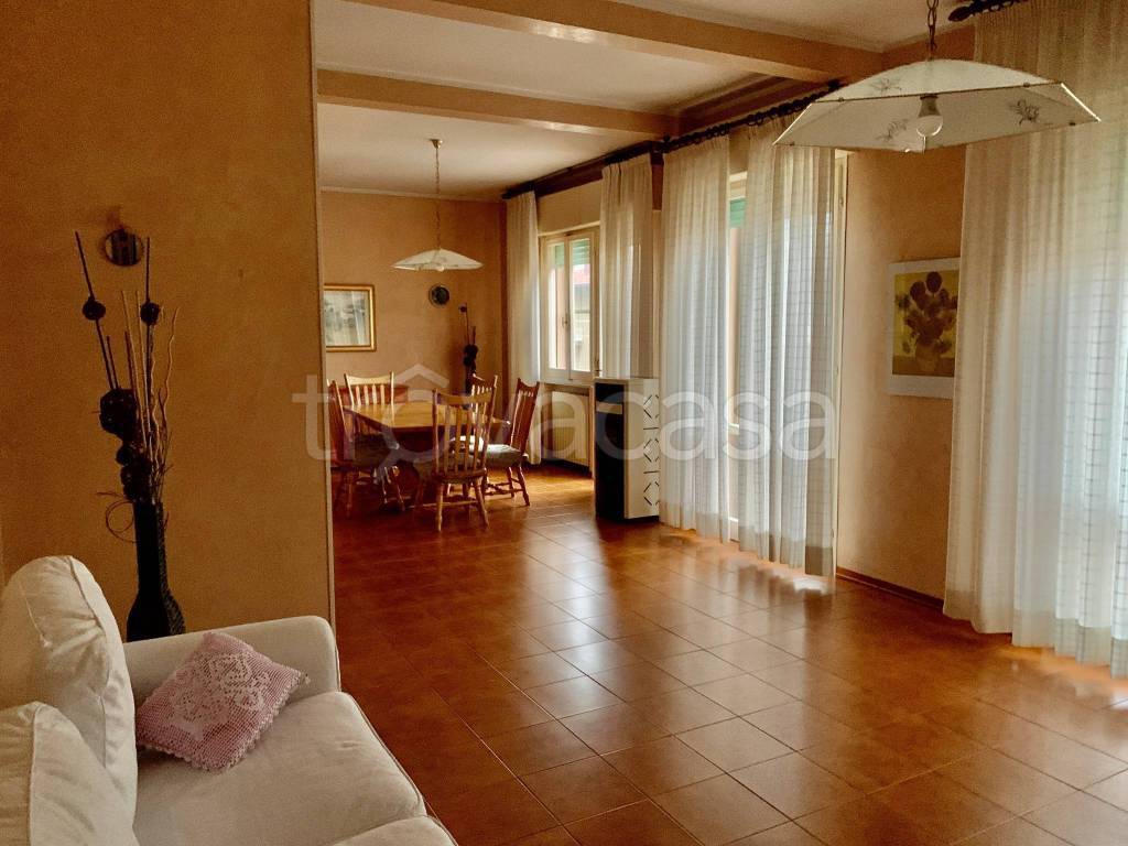 Villa Bifamiliare in vendita a Misano Adriatico via 25 Aprile