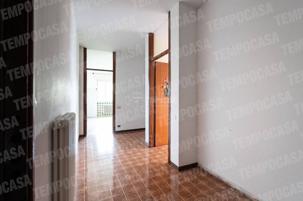 Appartamento in vendita a Lurago d'Erba via Dante Alighieri 36