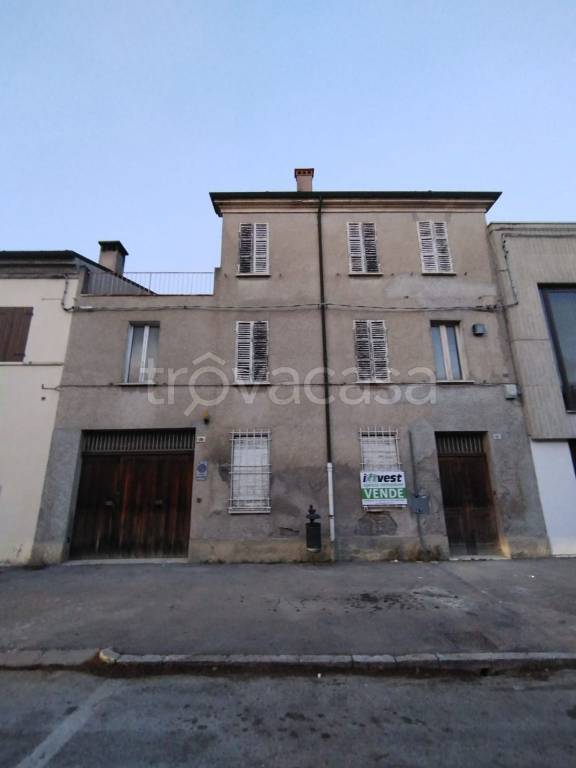 Casa Indipendente in vendita a Lugo via Giovanni Amendola, 63