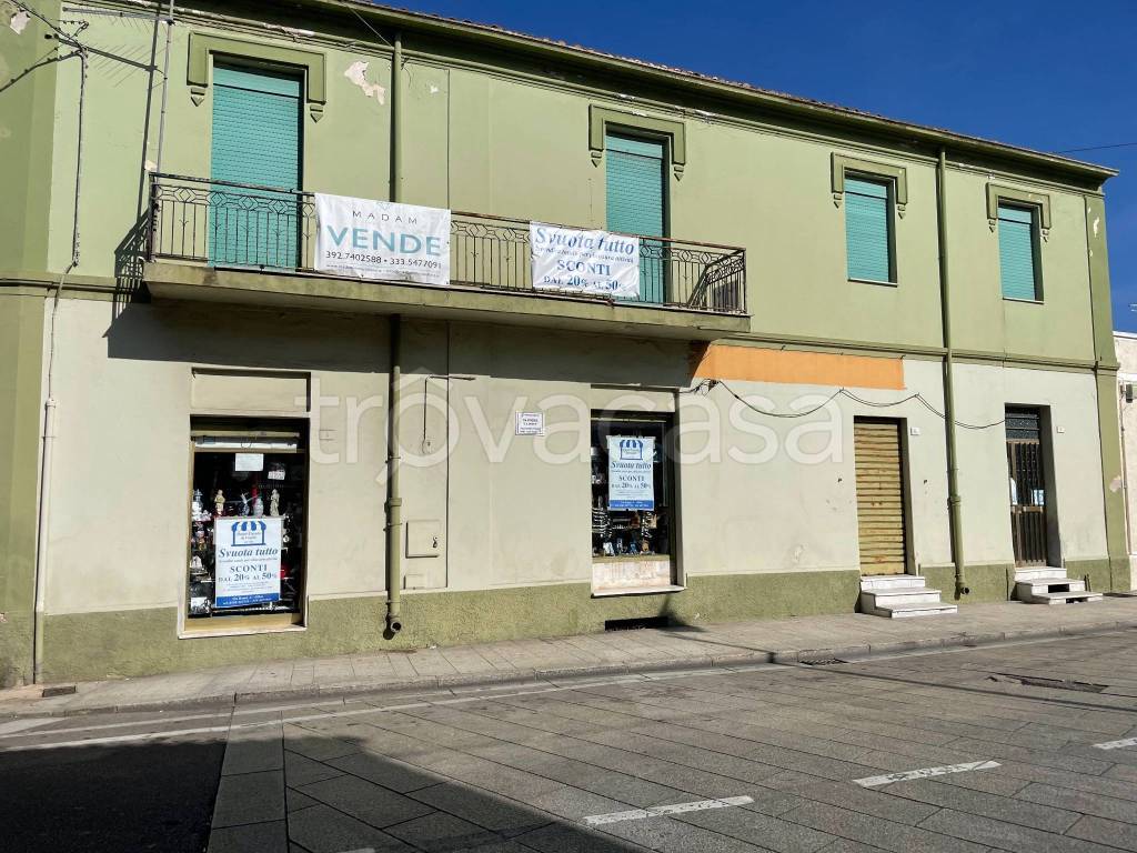 Negozio in vendita a Olbia via Roma, 6