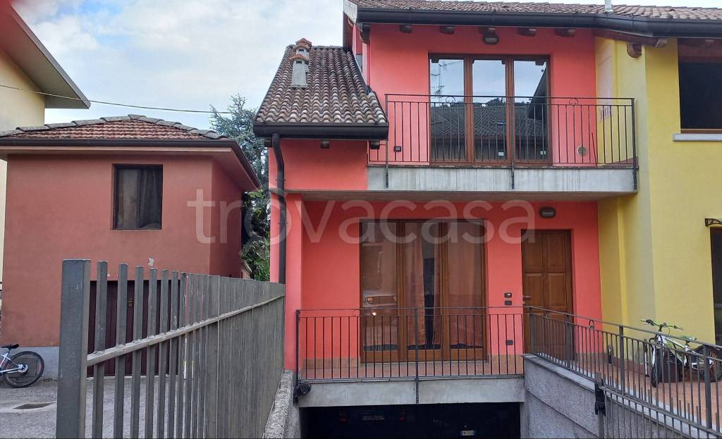 Appartamento in in affitto da privato a Casnigo vicolo Trieste, 14