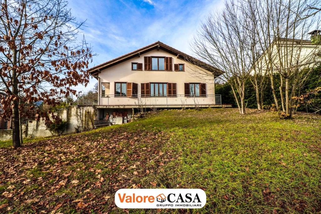 Villa in vendita ad Acqui Terme via Salvo d'Acquisto, 126