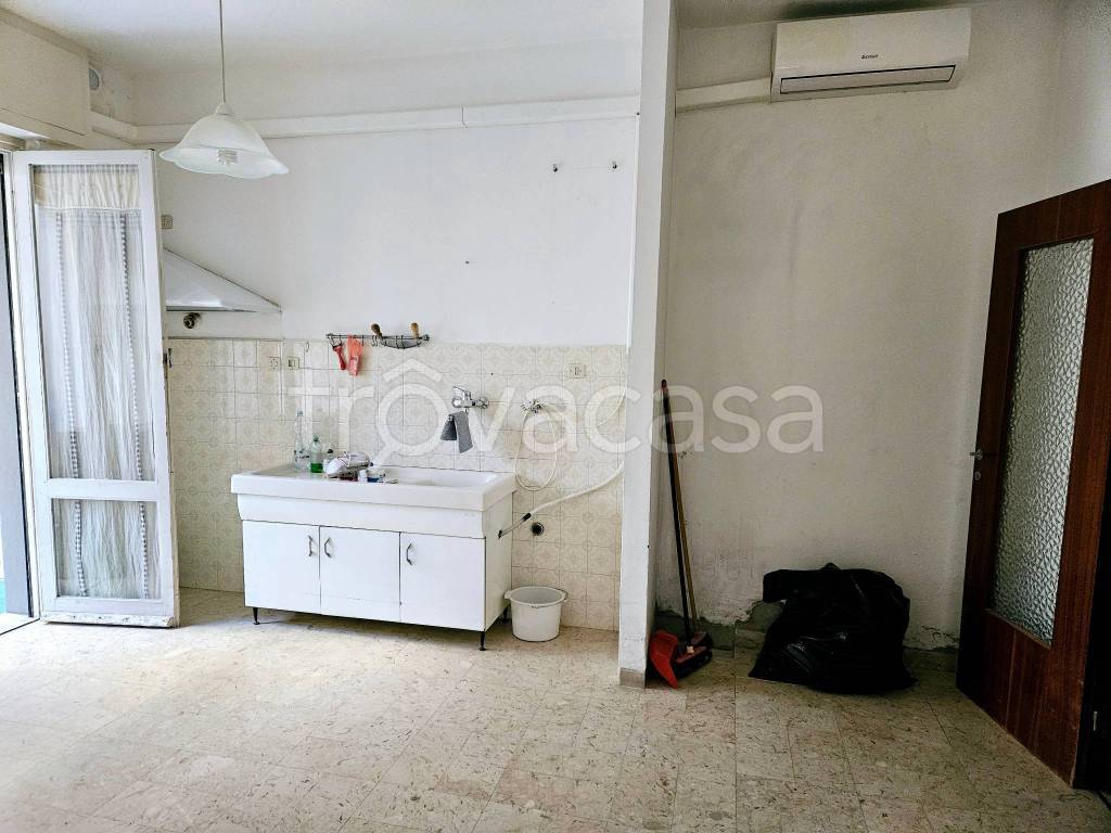 Appartamento in vendita a Chiavari via Luigi Risso, 23