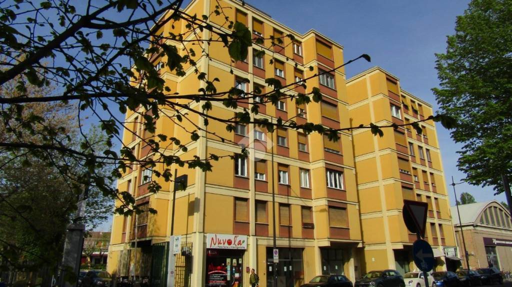 Appartamento in vendita a Parma viale Antonio Fratti, 24