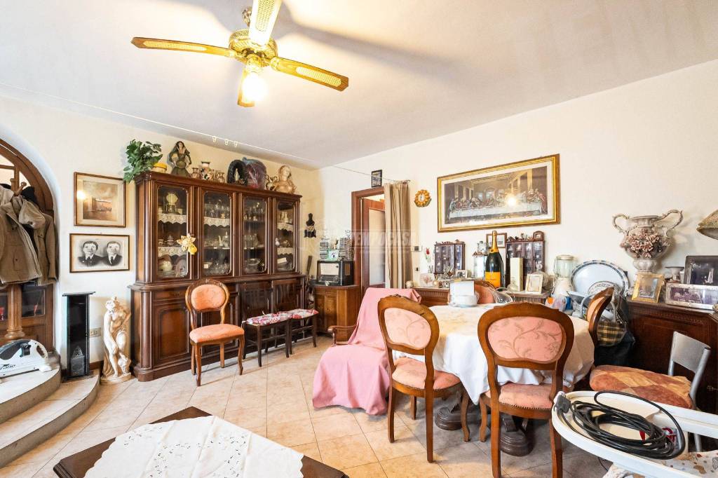 Appartamento in vendita a Pedrengo via Roma 13