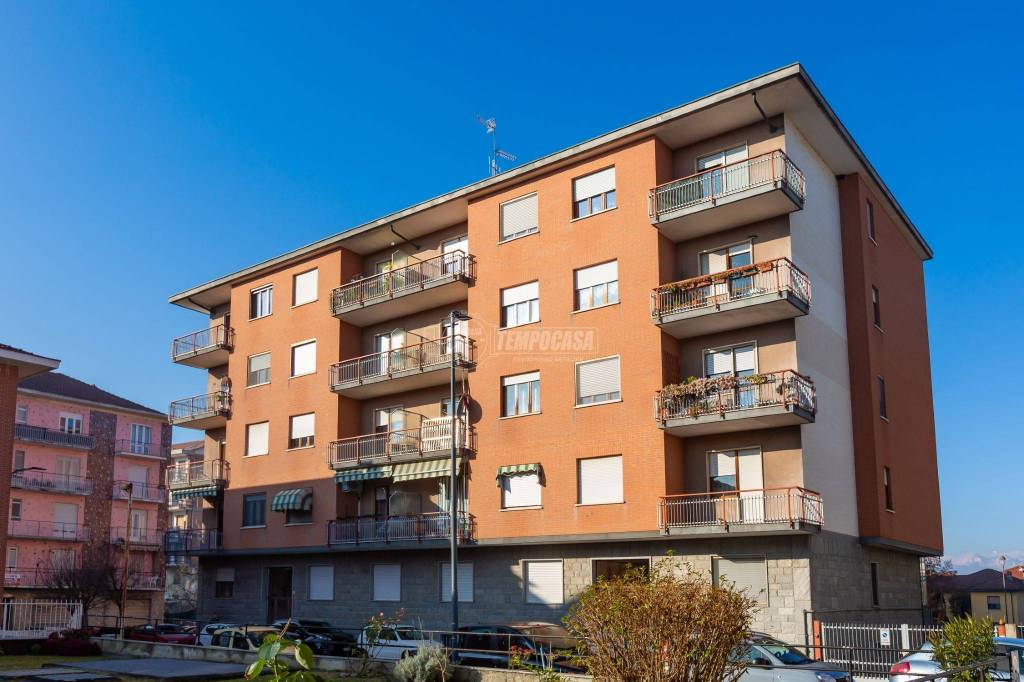 Appartamento in vendita a Gassino Torinese via trieste 5