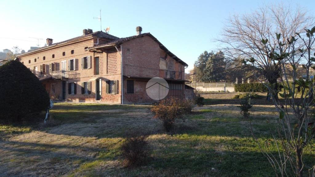 Casa Indipendente in vendita a Moasca regione Pratovarino, 4