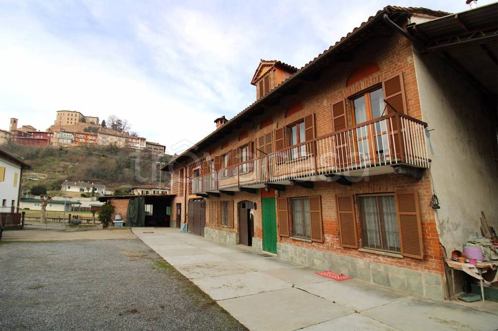 Casa Indipendente in vendita a Castellinaldo d'Alba via San Damiano