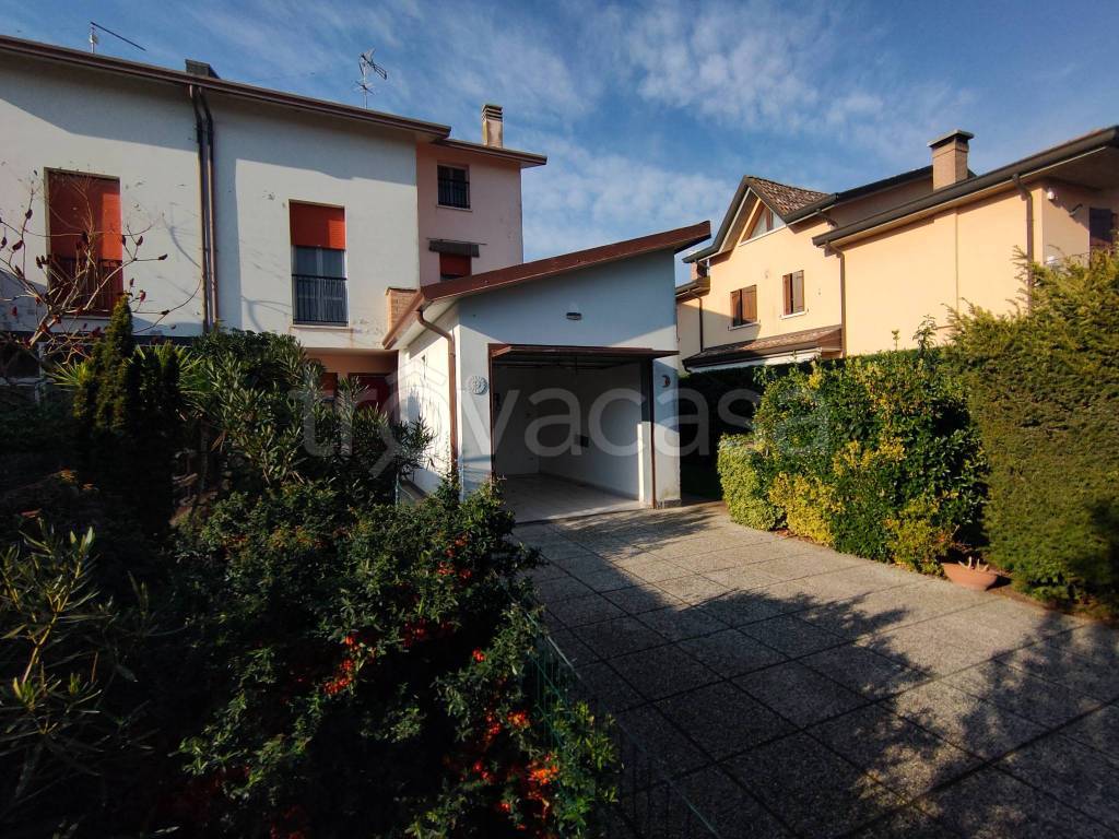 Villa Bifamiliare in vendita a Mesola piazza Vittorio Veneto, 43/a