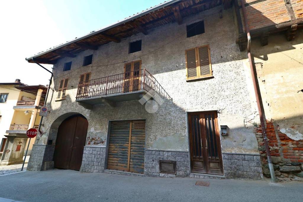Casa Indipendente in vendita a Borgomasino via roma, 3