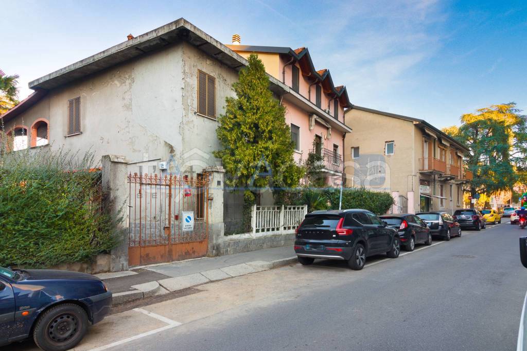 Villa in vendita a Sesto San Giovanni via Magenta, 56