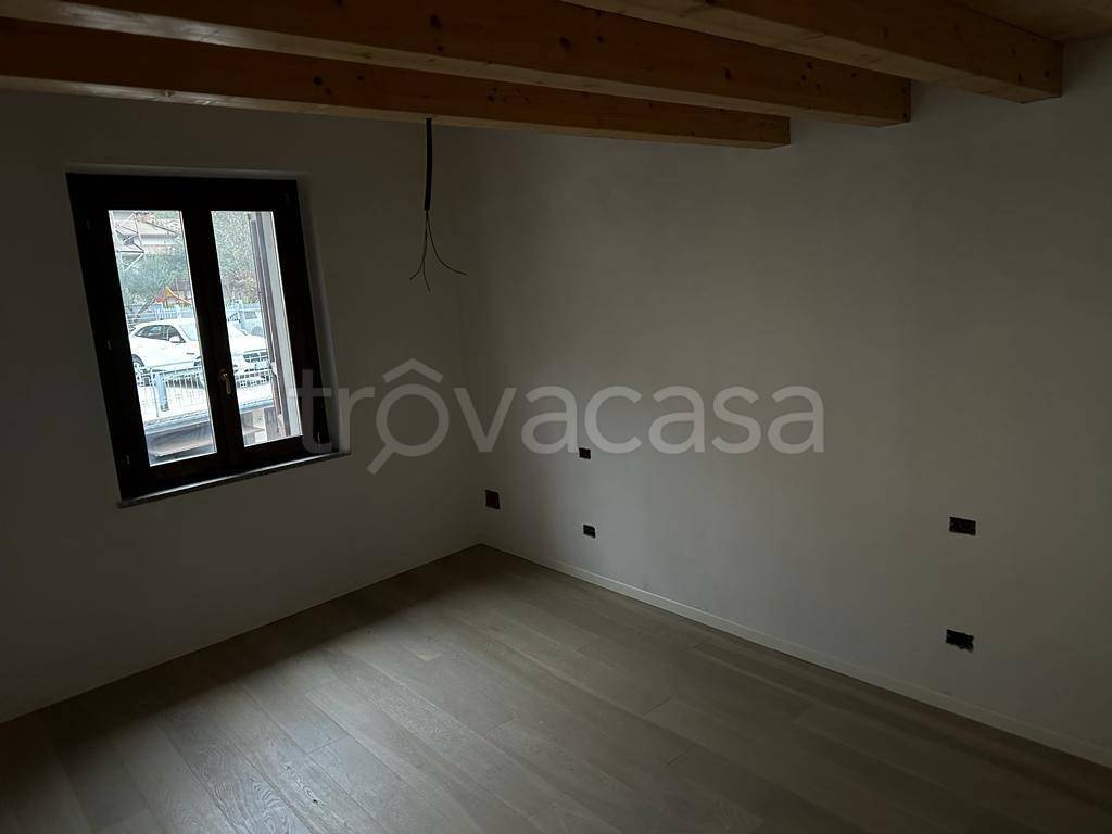 Appartamento in vendita a Sarezzo via Capomaggiore