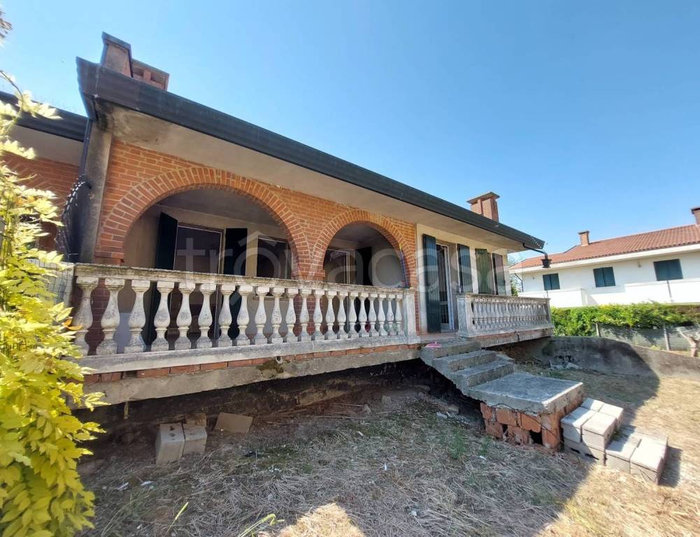 Villa Bifamiliare in vendita a Terrassa Padovana via don luigi maran 12