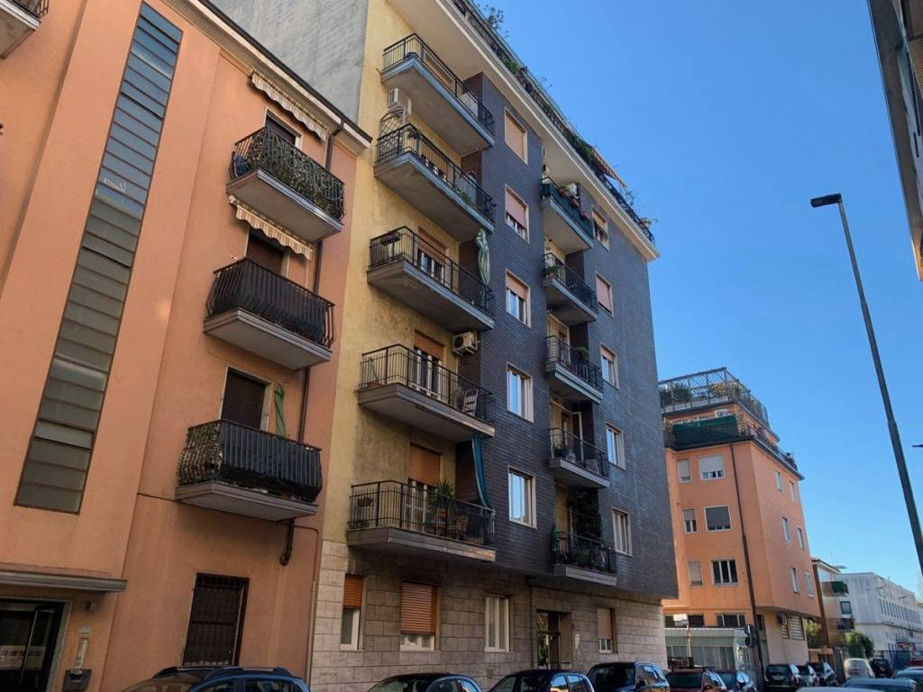 Appartamento in vendita a Bresso via Simone de Gatti, 33