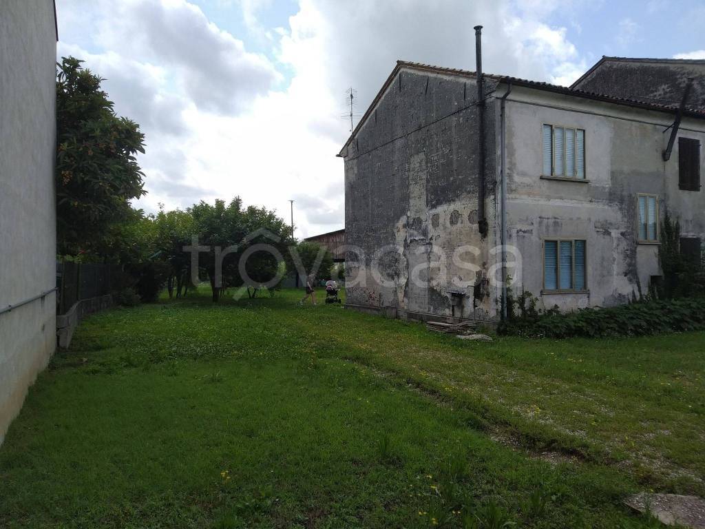 Villa a Schiera in in vendita da privato a Carmignano di Brenta via Camazzole, 22b