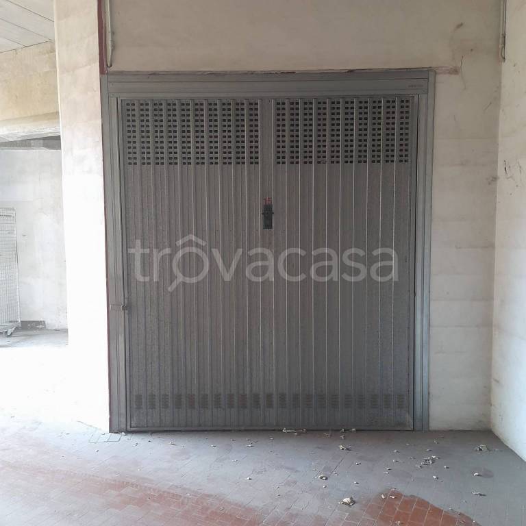 Garage in vendita ad Alessandria spalto Gamondio, 31