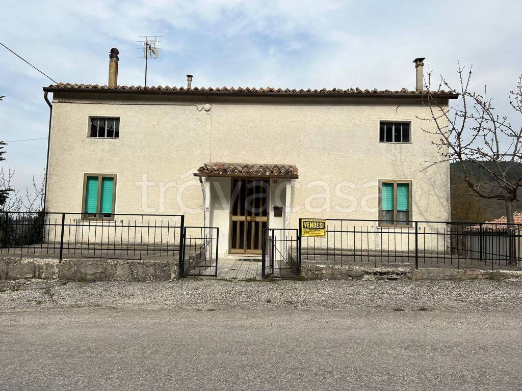 Intero Stabile in in vendita da privato a Fabriano località San Giovanni