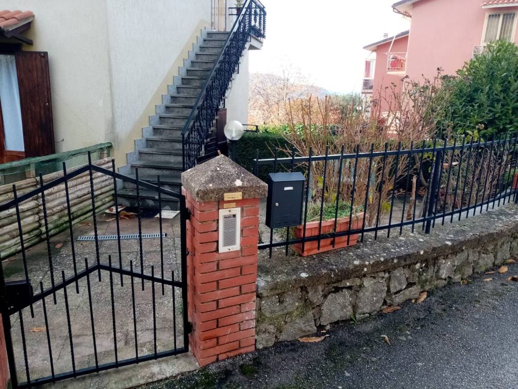Appartamento in in vendita da privato a Castel del Piano via di Montagna, 51