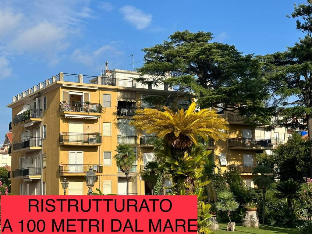 Appartamento in vendita a San Bartolomeo al Mare via Moreno